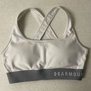 Under Armour size small sports bra